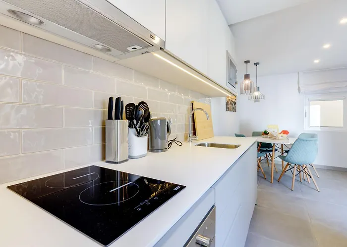 아파트 Casinhas Da *